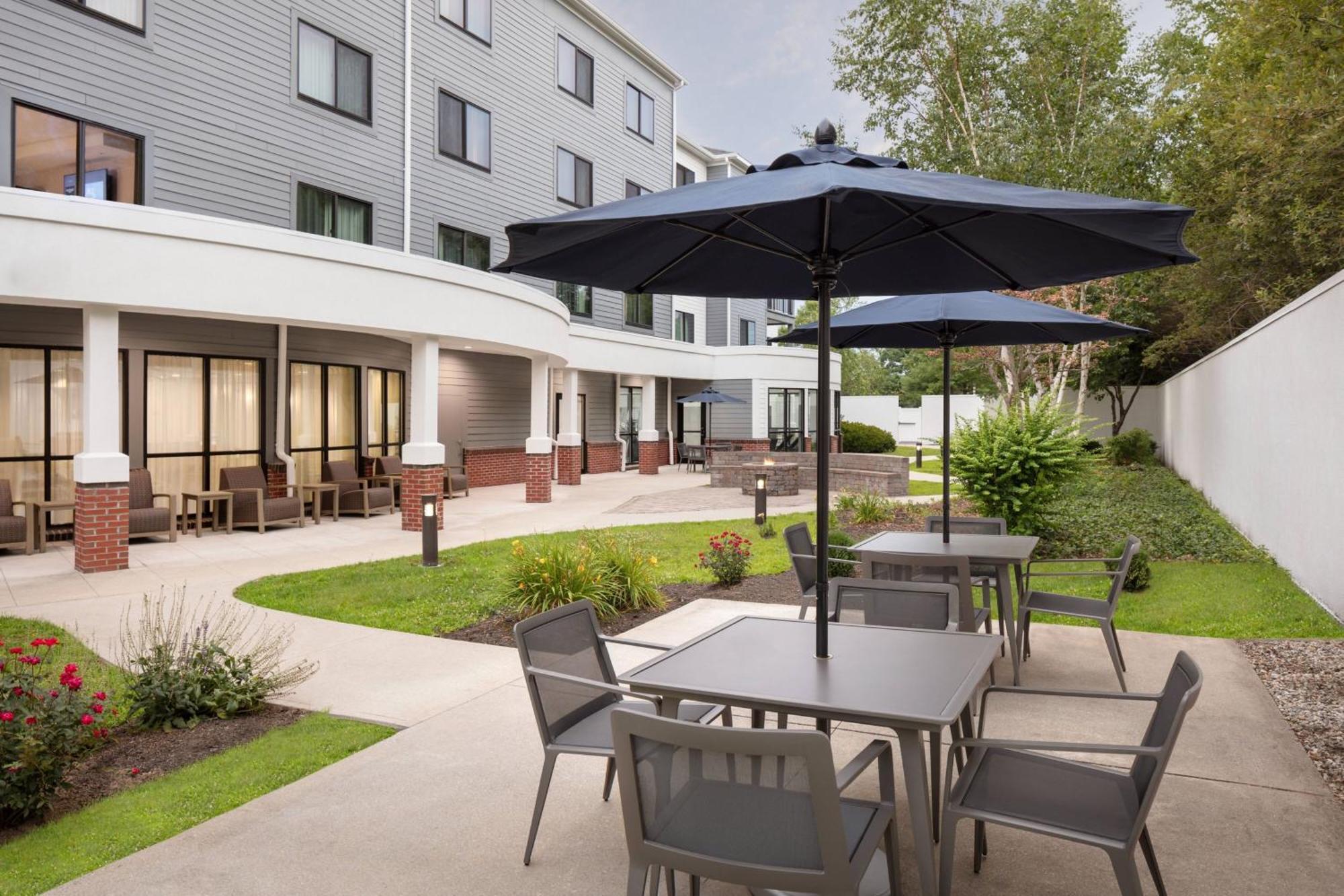 Courtyard Portland Airport Otel South Portland Dış mekan fotoğraf